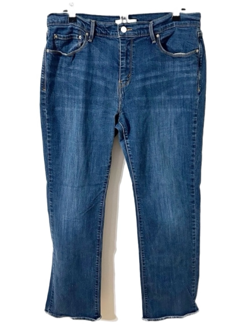 Levi’s 505 Straight Boot Cut Mid Rise Medium Wash Denim Jeans Five Pockets 32X32